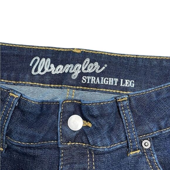 Wrangler Straight Leg Jeans Size 7 x 32 Women's - Picture 5 of 5